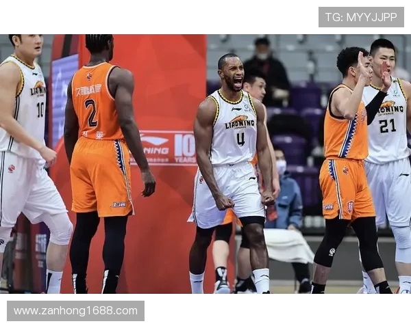 广州飞盘队在极限运动联赛中以52分稳居积分榜首位